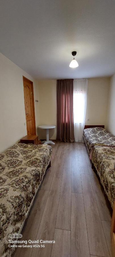 Guest House Tsasne Omalo Екстер'єр фото