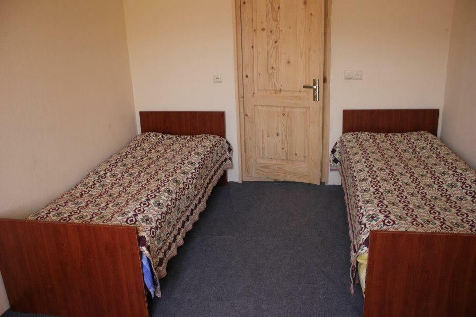 Guest House Tsasne Omalo Екстер'єр фото