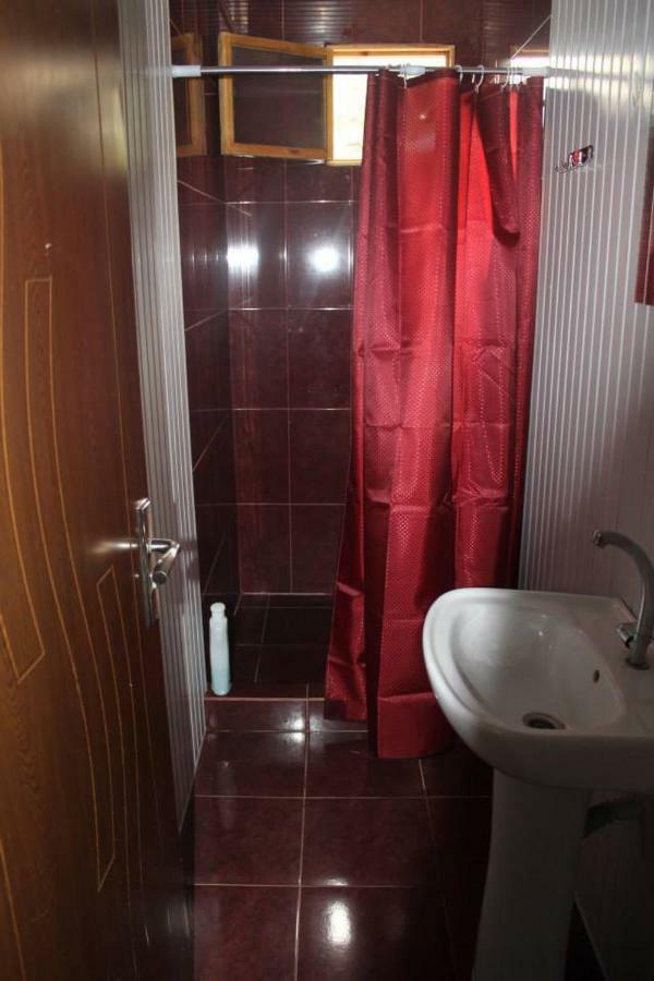 Guest House Tsasne Omalo Екстер'єр фото